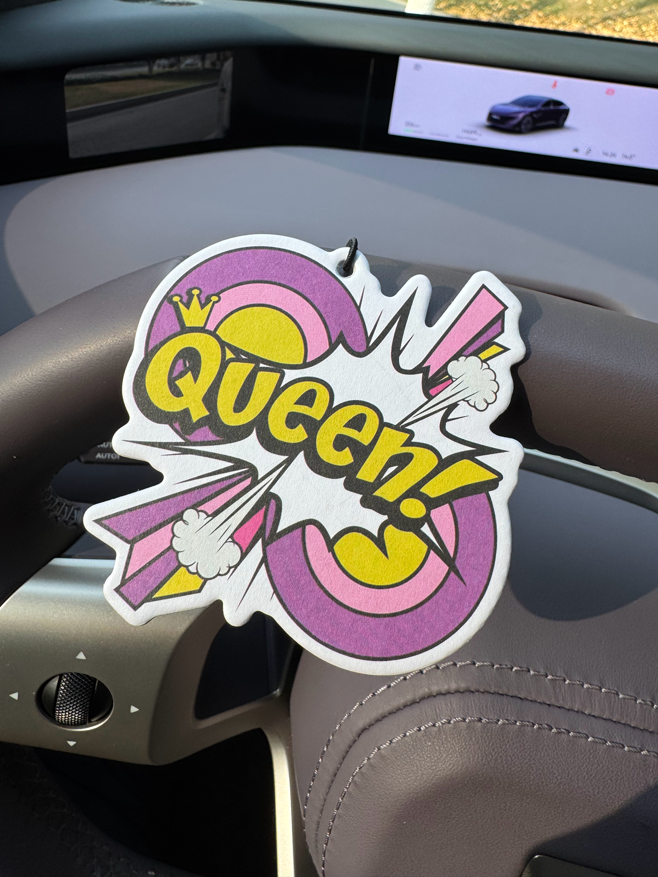 Queen! Freesia and English Pea - Fragrance Queen Perfume のレビューと価格