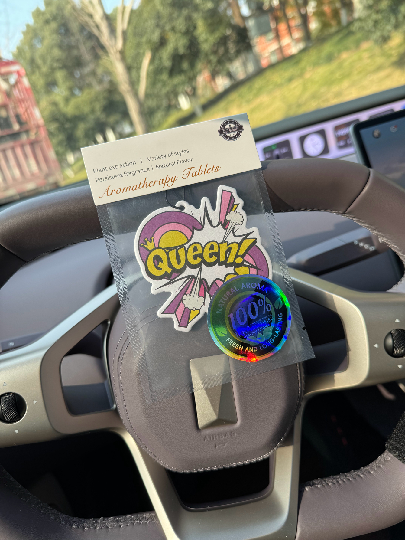 Queen! Freesia and English Pea - Fragrance Queen Perfume のレビューと価格
