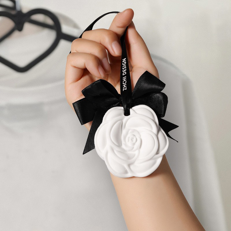 Vehicle mounted solid fragranc - Perfume Gardenia Fragrance のレビューと価格