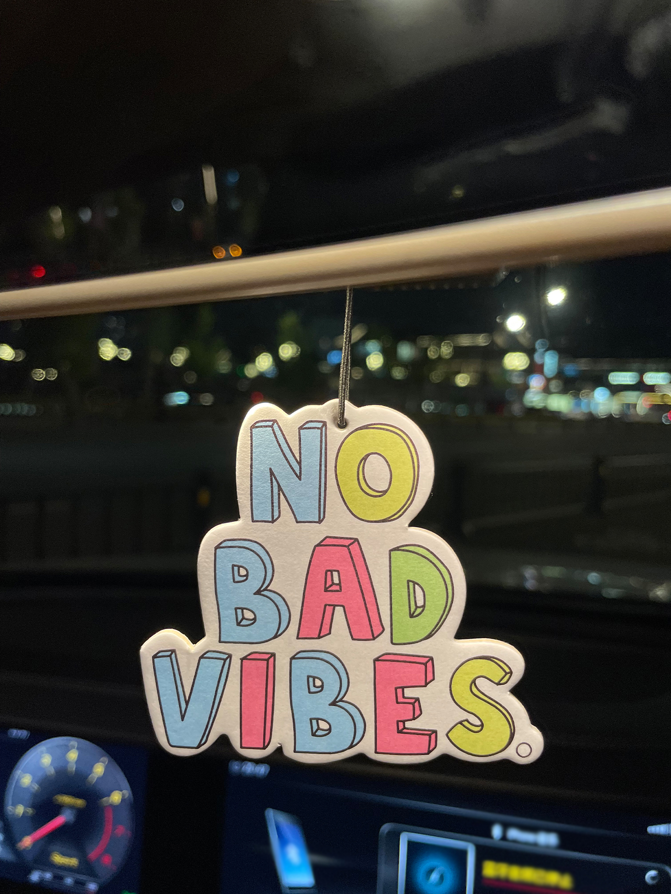 No Bad Vibes, Hilton Fresh Sce - Perfume Fragrance Types のレビューと価格
